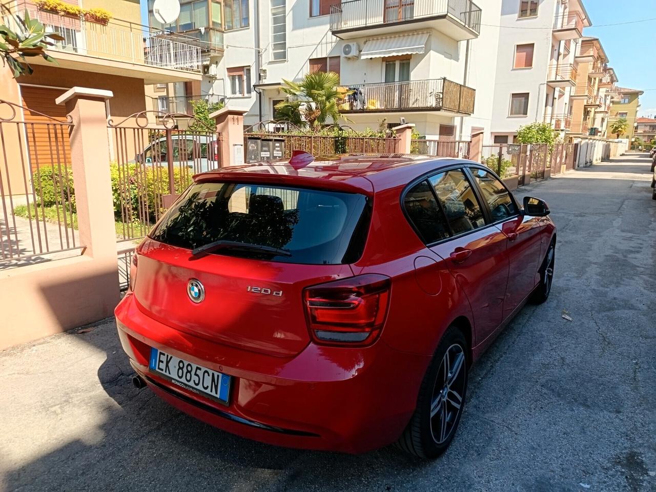 Bmw 120 120d 5p. Sport 2011