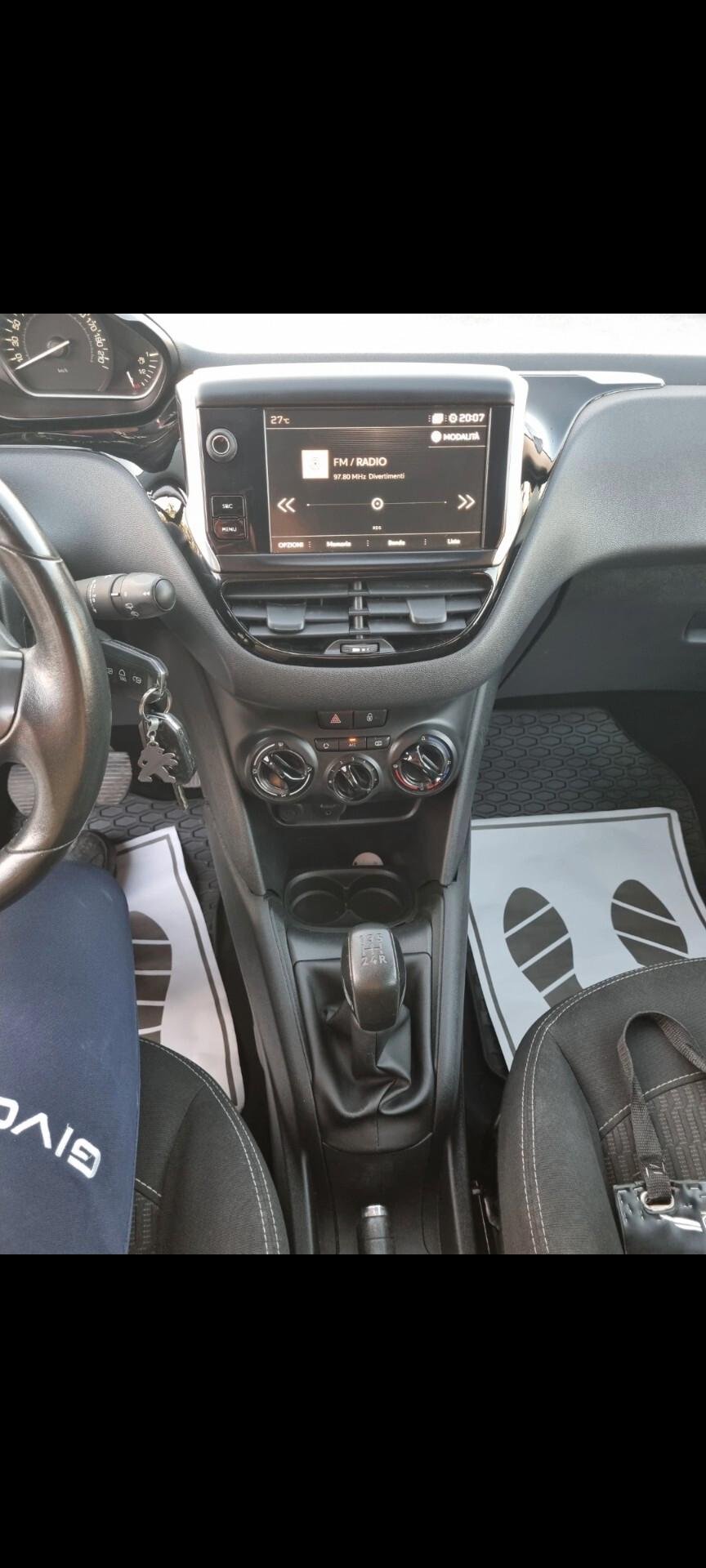 Peugeot 208 1.6 diesel 2018 km 87500