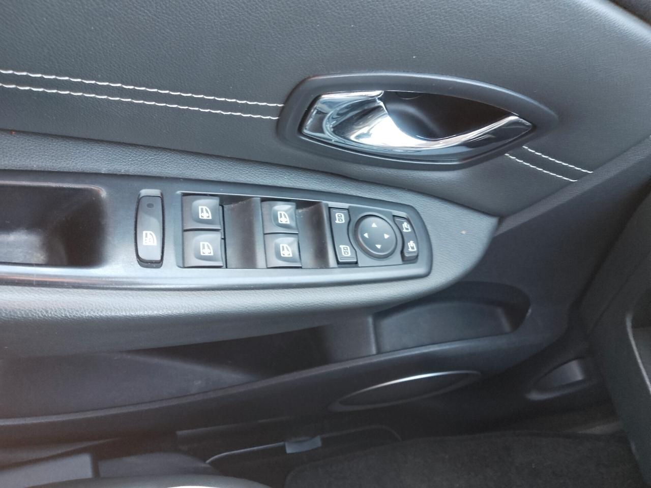 Renault Scenic Scénic XMod 1.6 dCi 130CV Start&Stop Bose