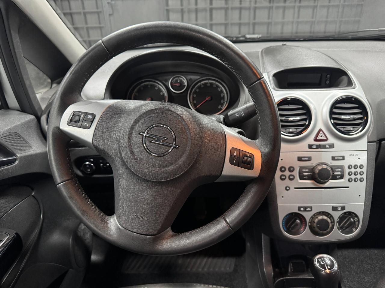 Opel Corsa 1.2 5 porte Elective Neopatentati