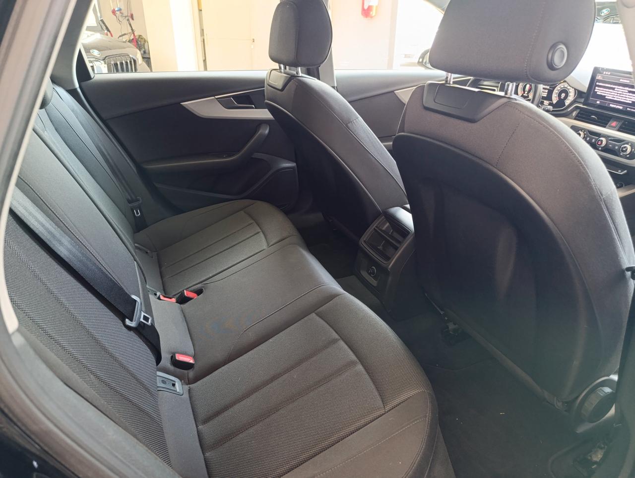 Audi A4 Avant 30 2.0 tdi mhev 136cv s-tronic