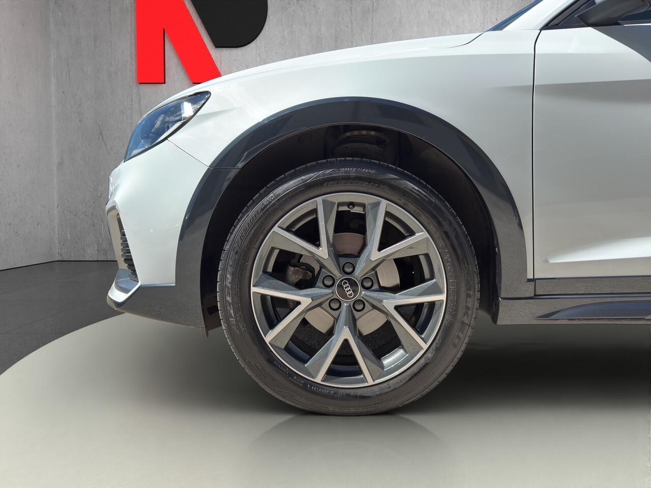 Audi A1 allstreet 30 TFSI Admired