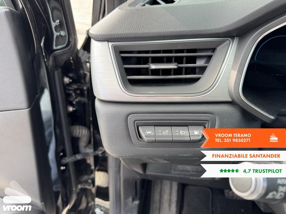 RENAULT Captur Plug-in Hybrid E-Tech 160 CV Intens