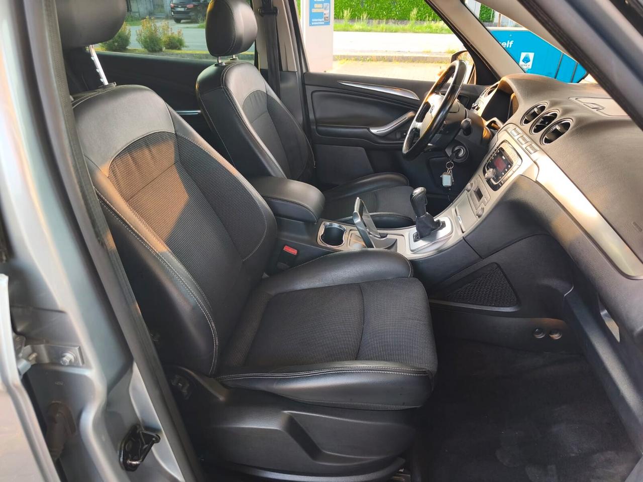 Ford S-Max 2.0 TDCi 140CV Titanium Accetto Permute