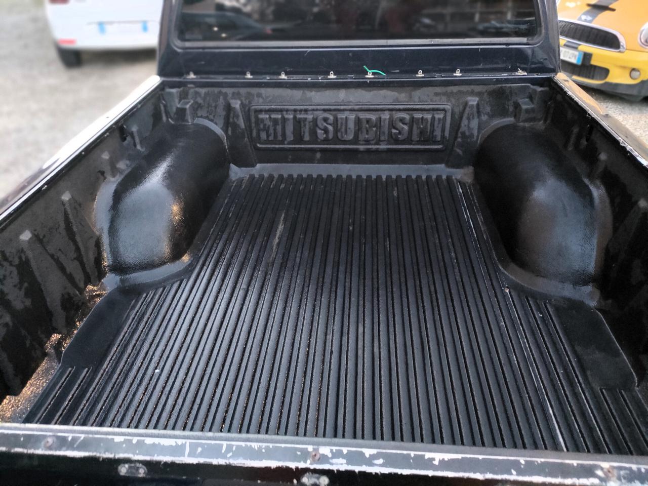 Mitsubishi L200 2.5 TD 4WD Double Cab AUT+GANCIO