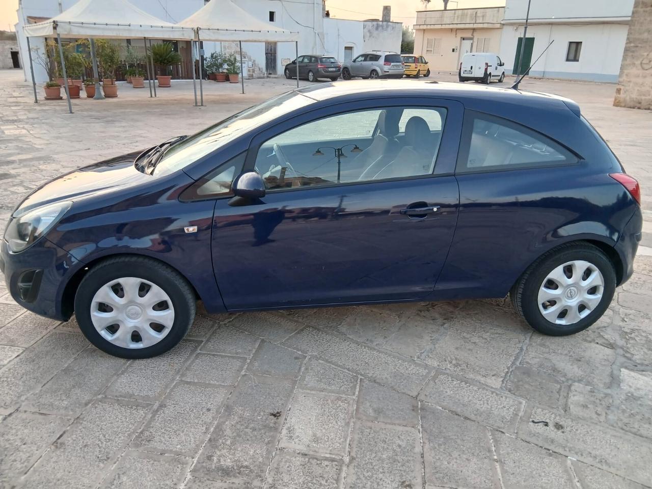 Opel Corsa 1.2 85CV 3 porte GPL-TECH Edition