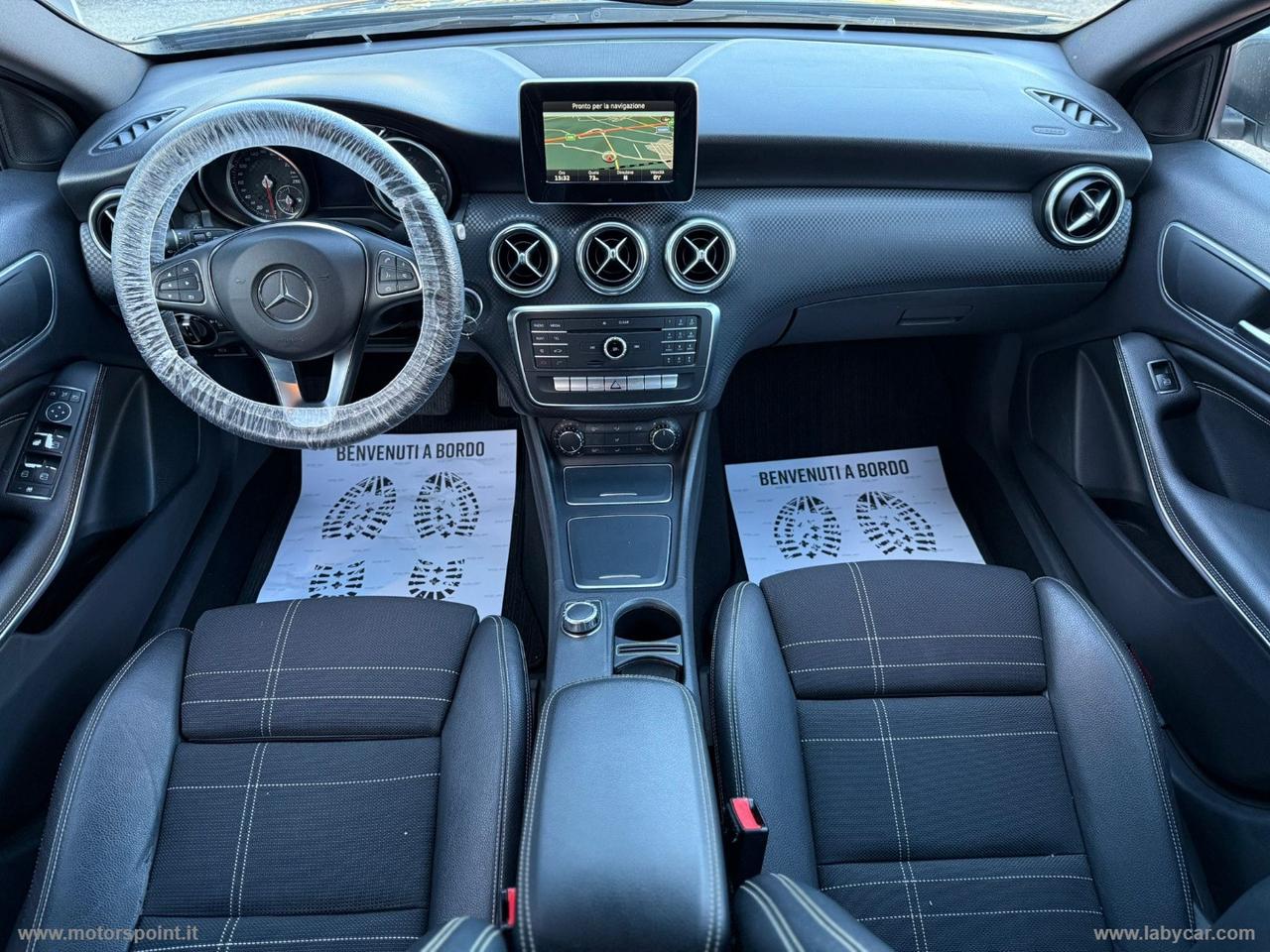 MERCEDES-BENZ A 180 d Automatic Premium