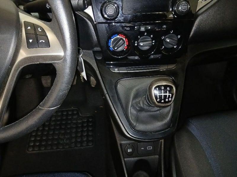 Lancia Ypsilon 1.0 firefly hybrid Gold s&s 70cv