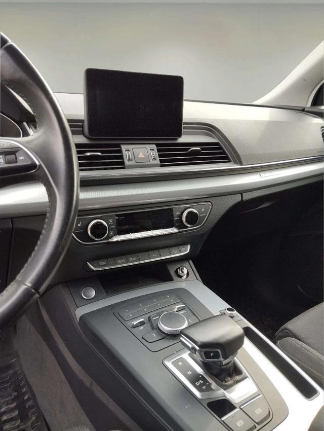 AUDI Q5 2.0 TDI quattro S tronic S line plus