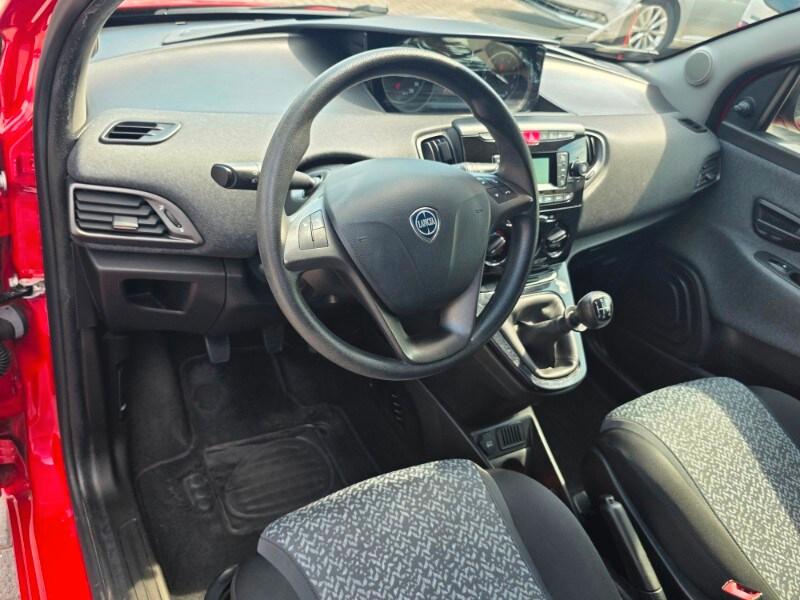LANCIA Ypsilon 3ª serie Ypsilon 1.2 69 CV 5 po...