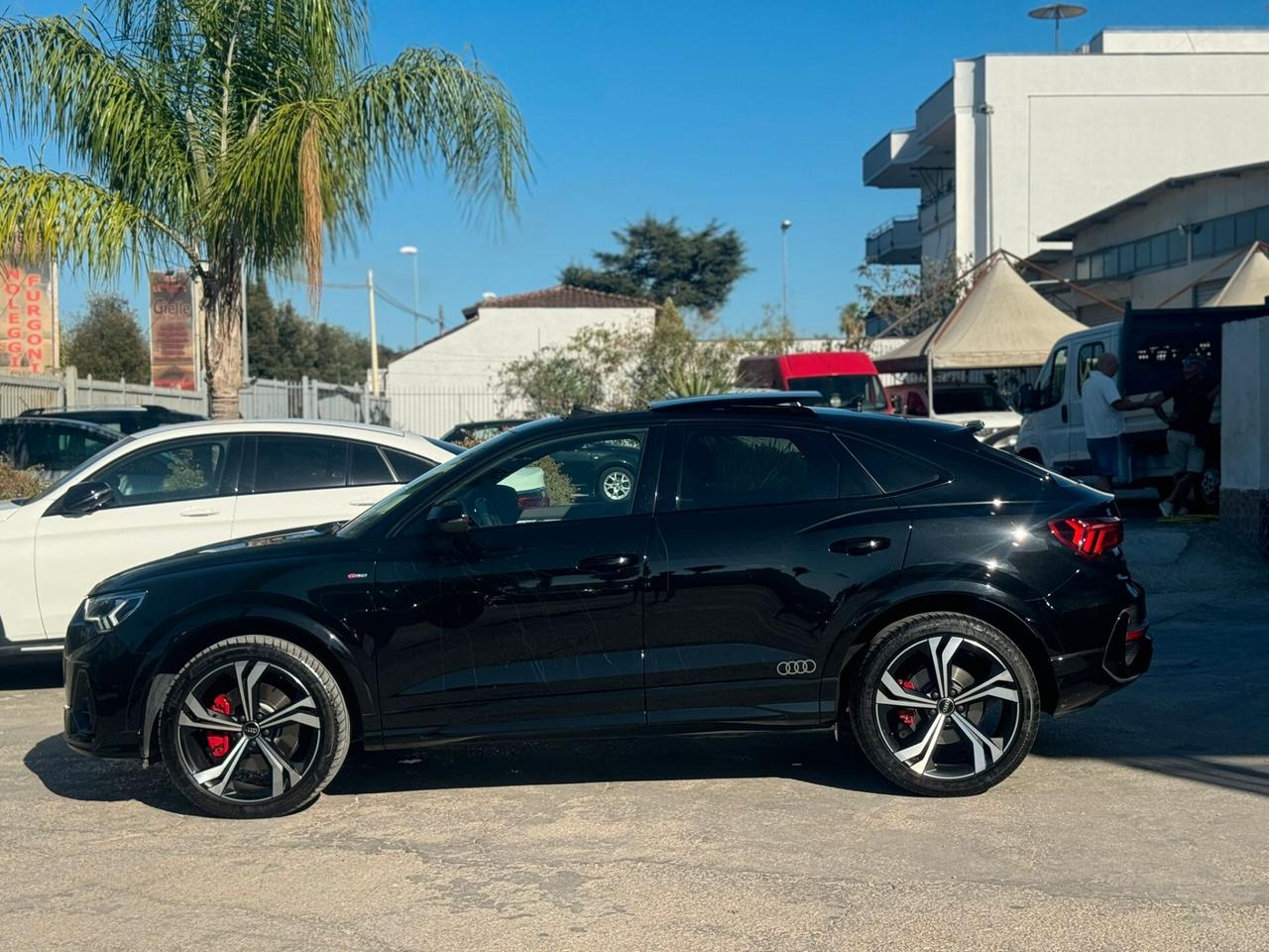 Audi Q3 35 TDI SPORTBACK S-LINE TOTAL BLACK