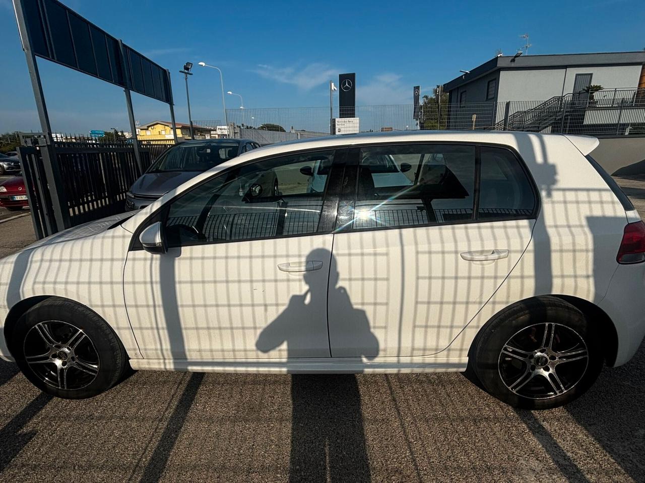 Volkswagen Golf 1.6 TDI DPF 3p. Highline
