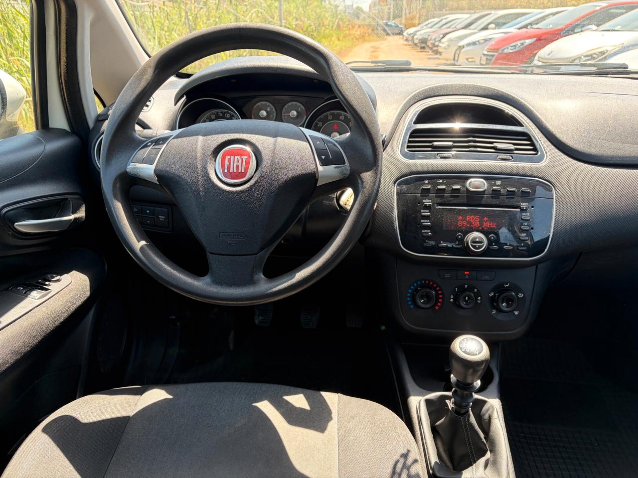 FIAT PUNTO EVO 1.2 125.000 KM ANNO 2014 69CV NEOPATENTATI