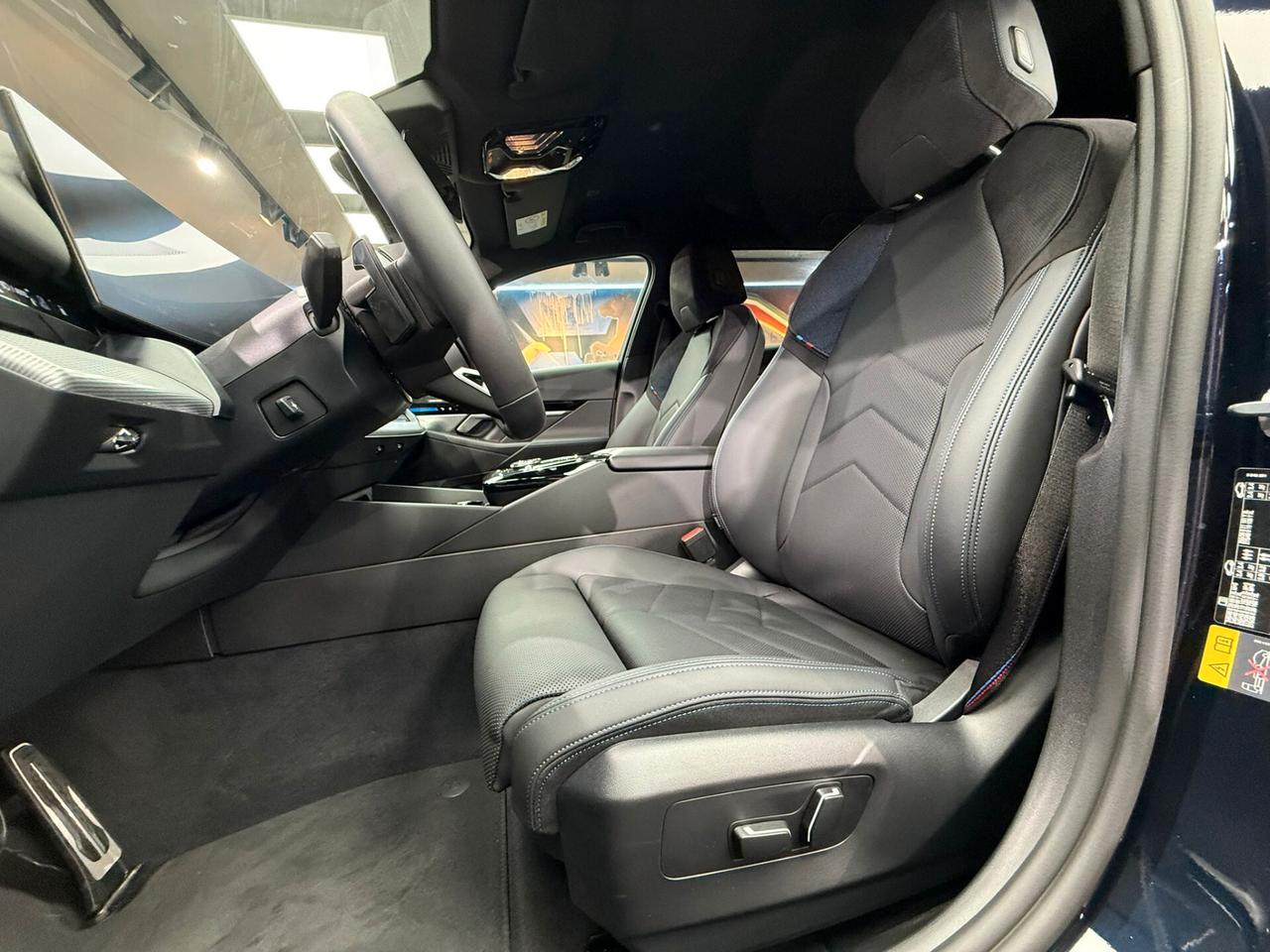 Bmw 530 530e xDRIVE TOURING MSPORT PRO (605)