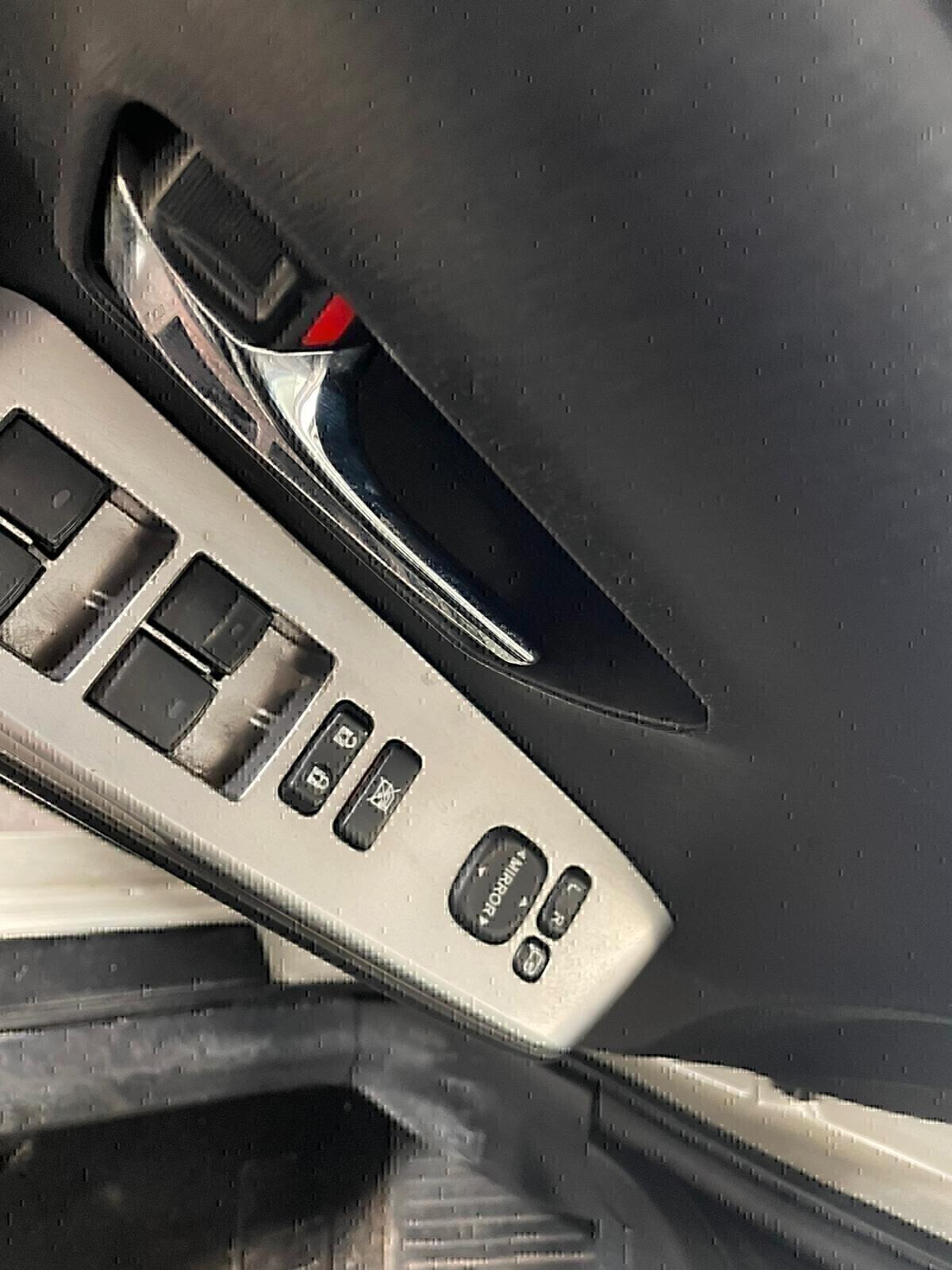Toyota Prius 1.8 Active 7 POSTI LIBRETTO TAGLIANDI TOYOTA