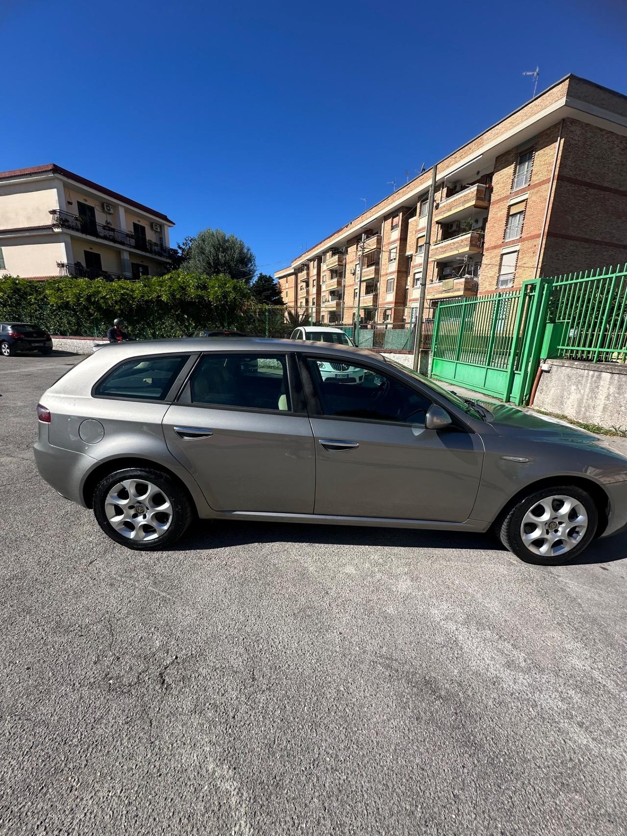 Alfa Romeo 159 1.9 JTDm Sportwagon