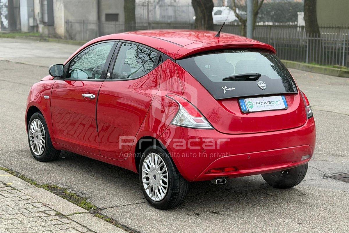 LANCIA Ypsilon 1.2 69 CV 5 porte GPL Ecochic Gold