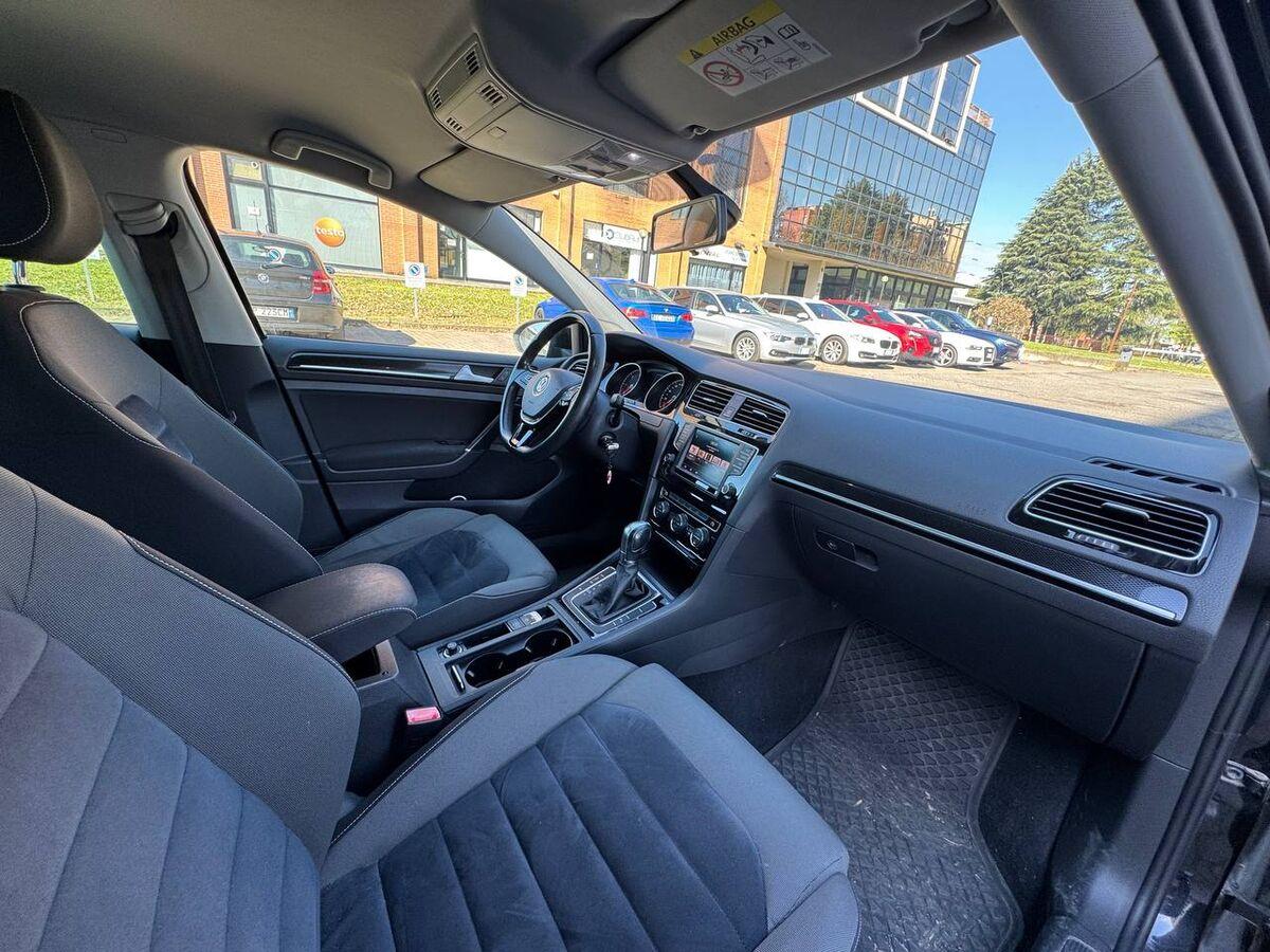 Volkswagen Golf 2.0 tdi Highline Executive 150cv 5p dsg E6