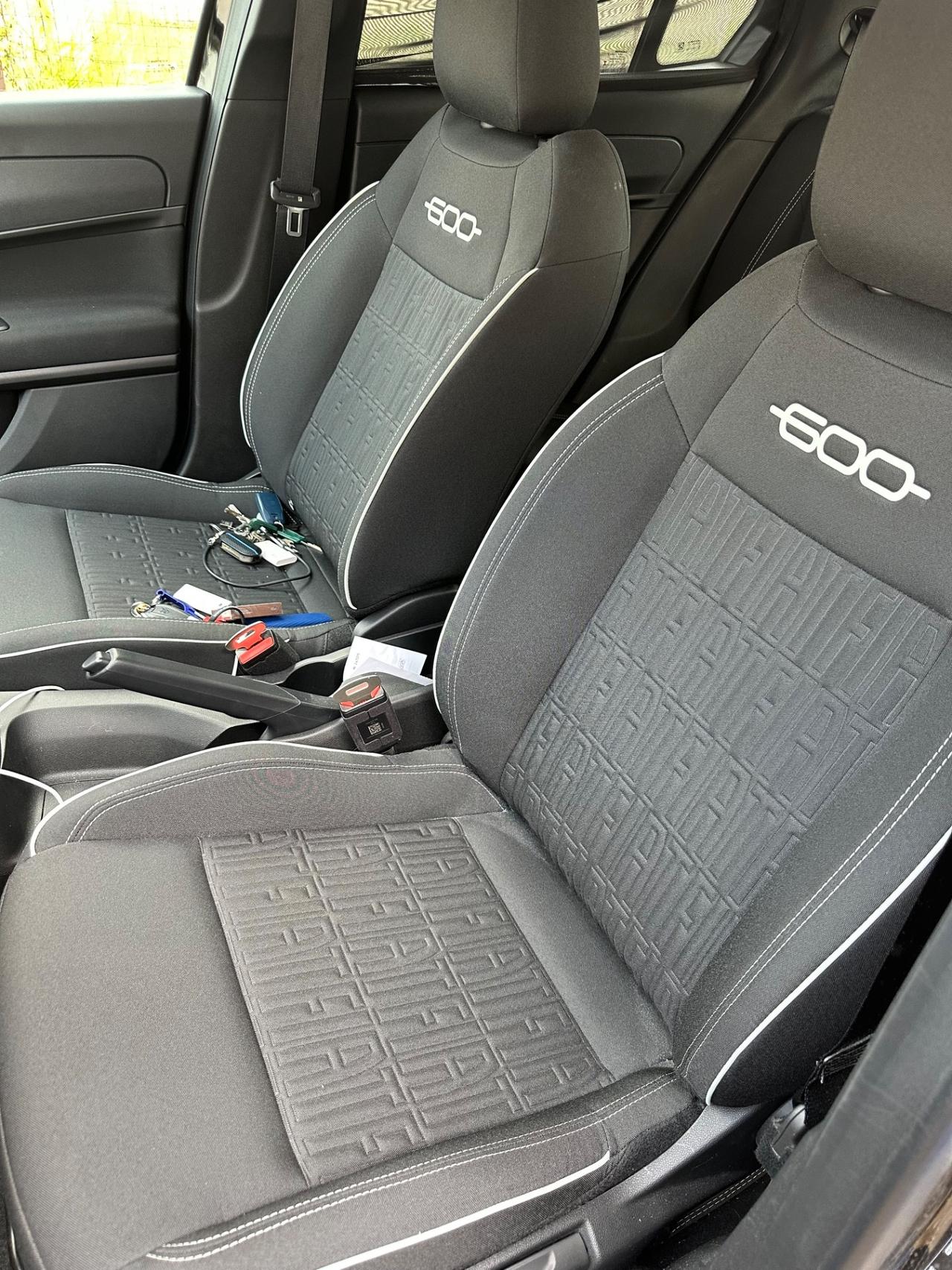 Fiat 600 Hybrid 100 CV DCT MHEV