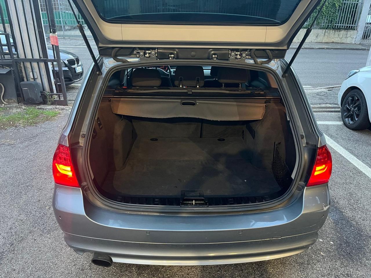 Bmw 320 320d cat Touring MSport X drive. Full 4x4