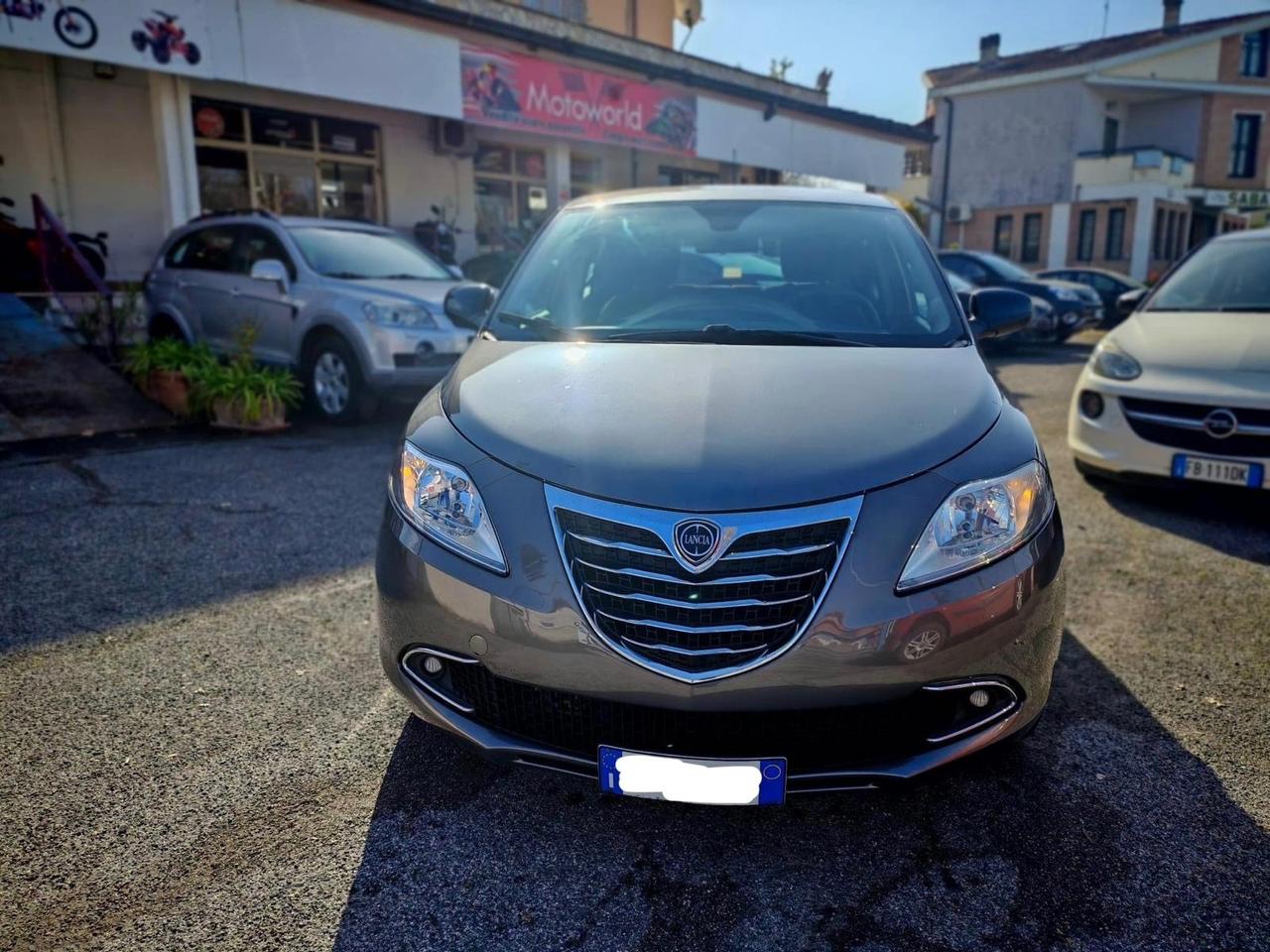 Lancia Ypsilon 1.3 MJT