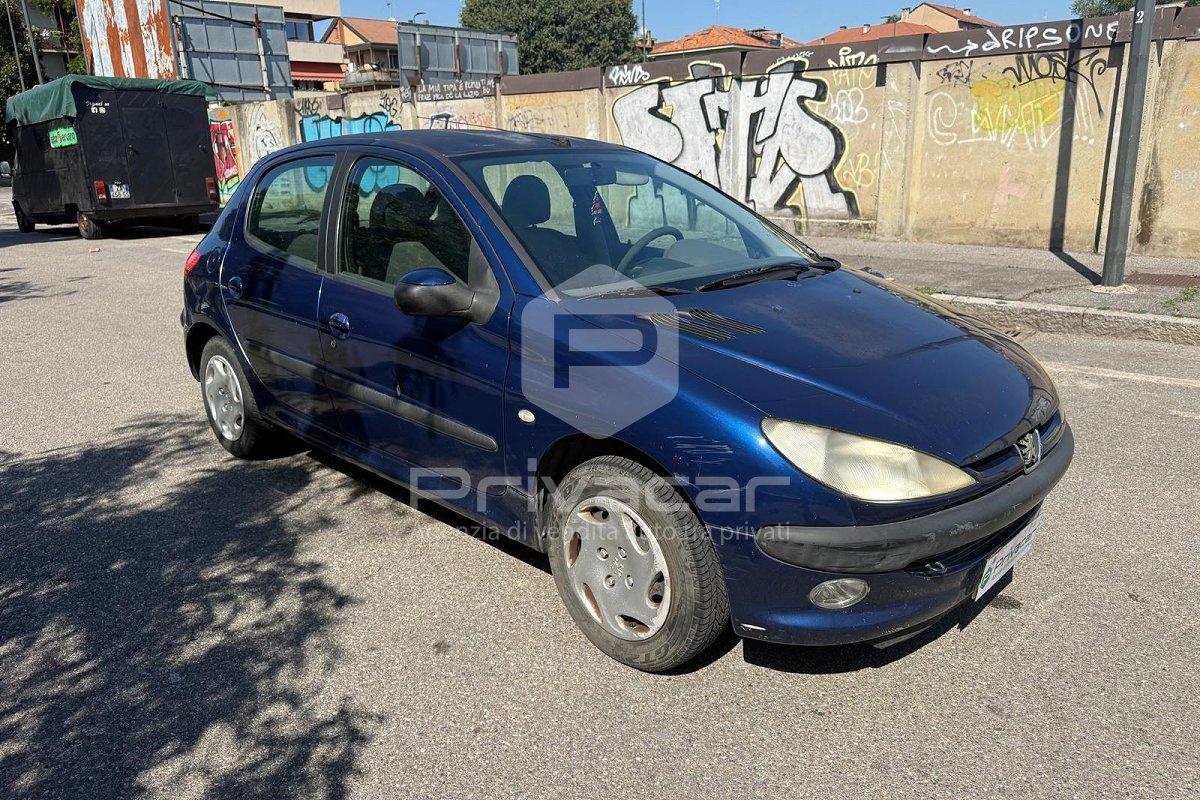 PEUGEOT 206 1.1 5p. XT