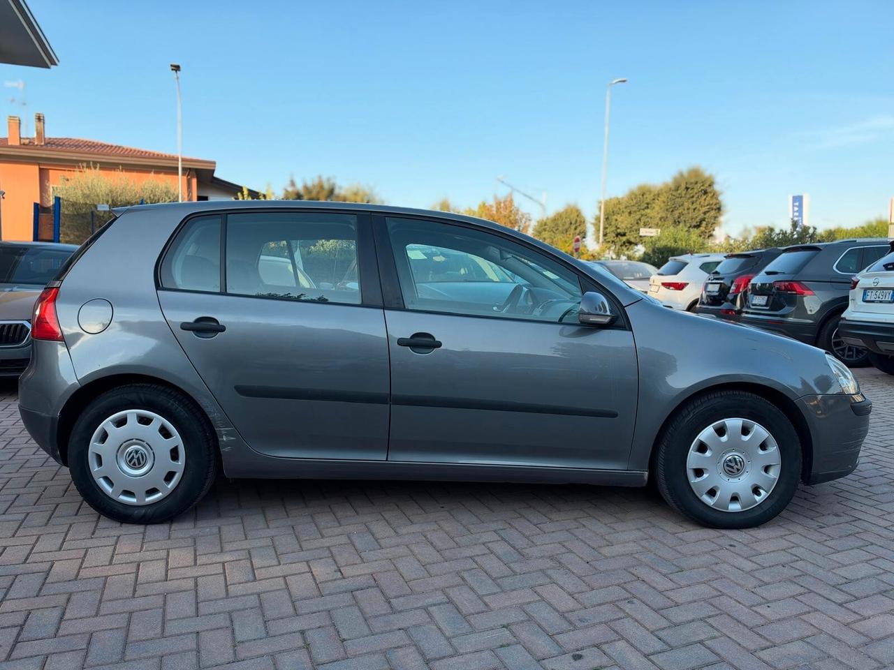 Volkswagen Golf 1.9 TDI 5p. Sportline