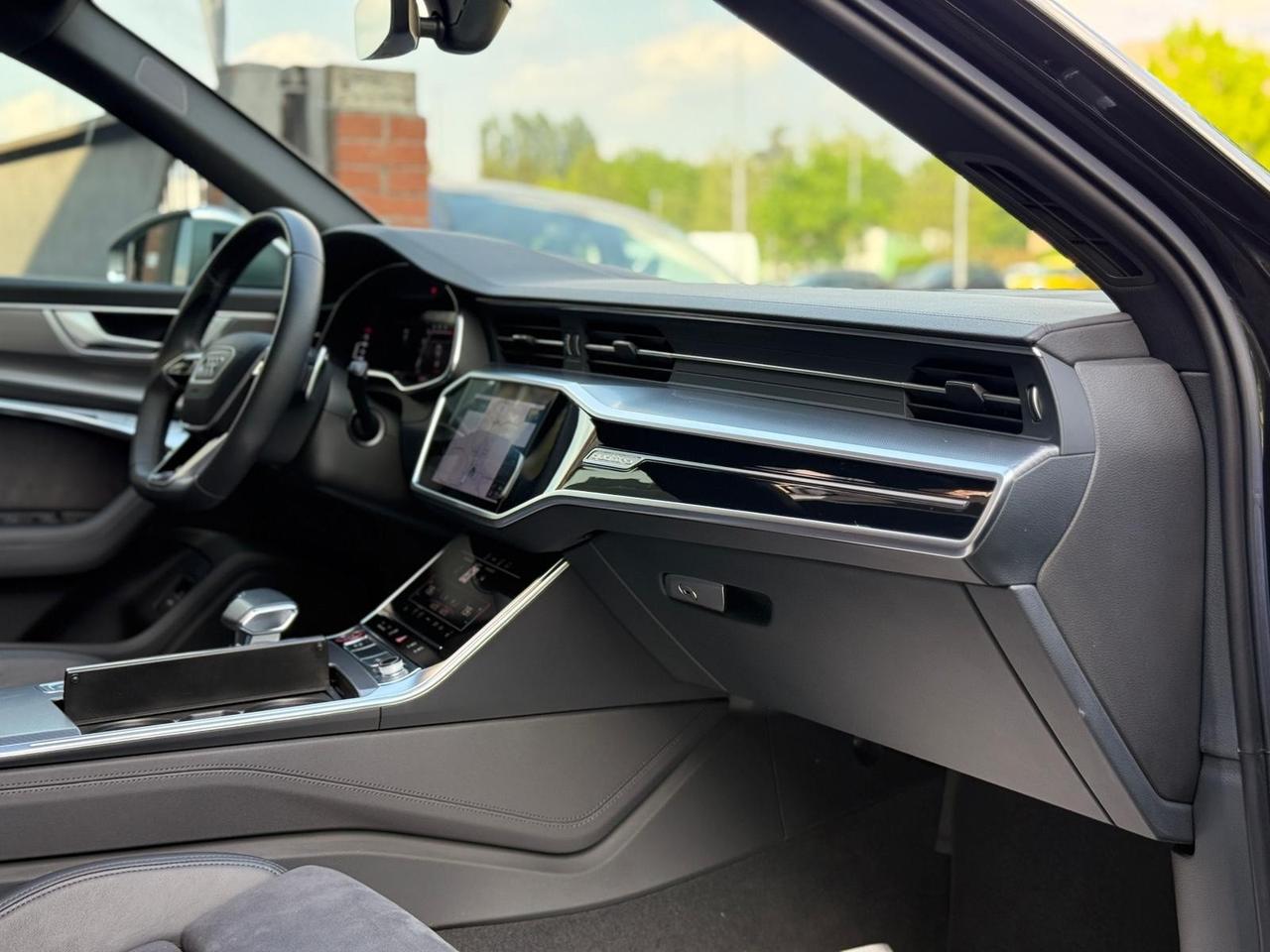 Audi A6 RS 6 Avant 4.0 TFSI V8 quattro tiptronic