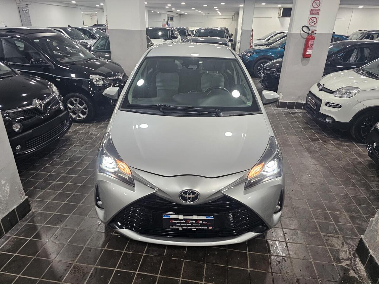 NUOVA TOYOTA YARIS 1.5 BENZ/GPL 110CV LOUNGE 2WD - IMPIANTO GPL BRC SCADENZA 2033