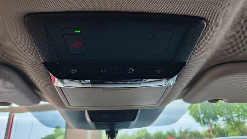 Nissan Qashqai N-CONNECTA MHYB 140CV MT 2W - TR