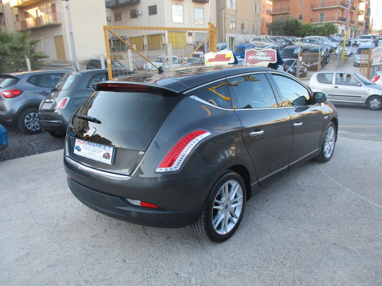 Lancia Delta 1.6 MJT 105 CV GOLD 2012