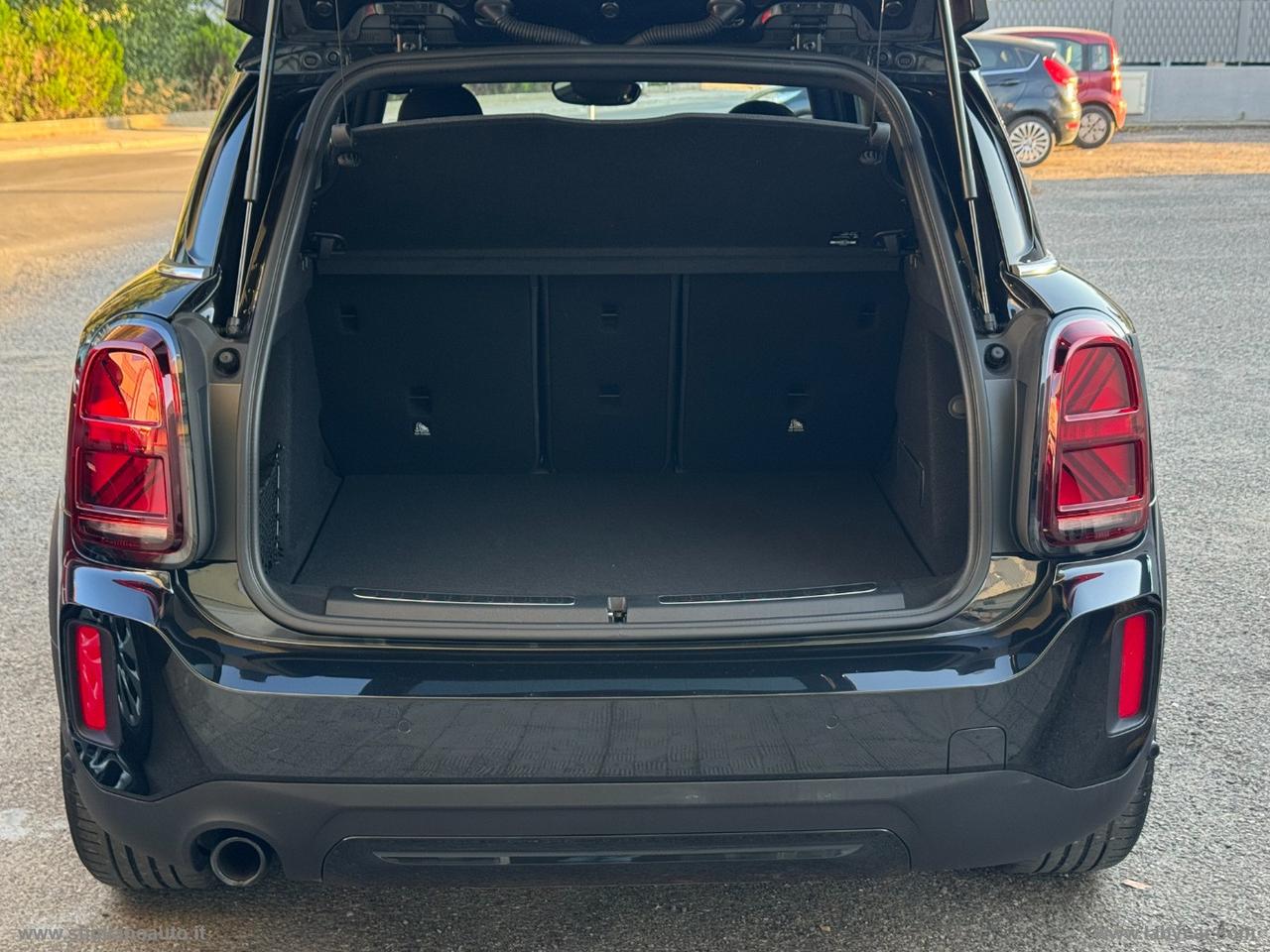 MINI Mini Cooper D Essential Countryman