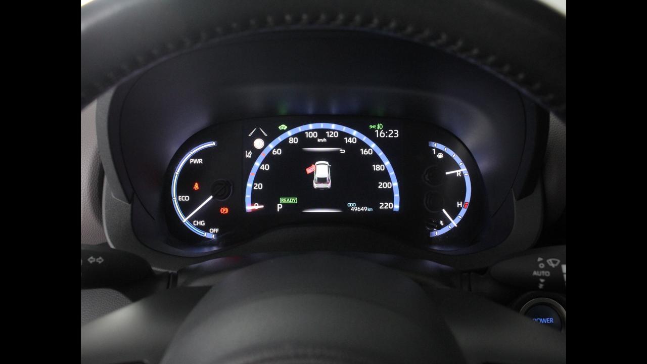 TOYOTA Yaris Cross - Yaris Cross 1.5h Lounge fwd 116cv e-cvt