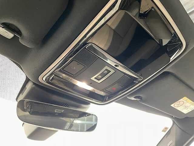 Land Rover Range Rover Velar R-Dynamic SE