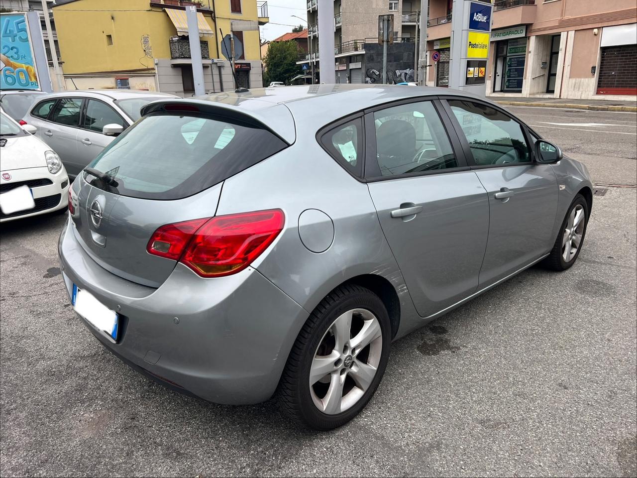 Opel Astra 1.6 115CV 5 porte Cosmo