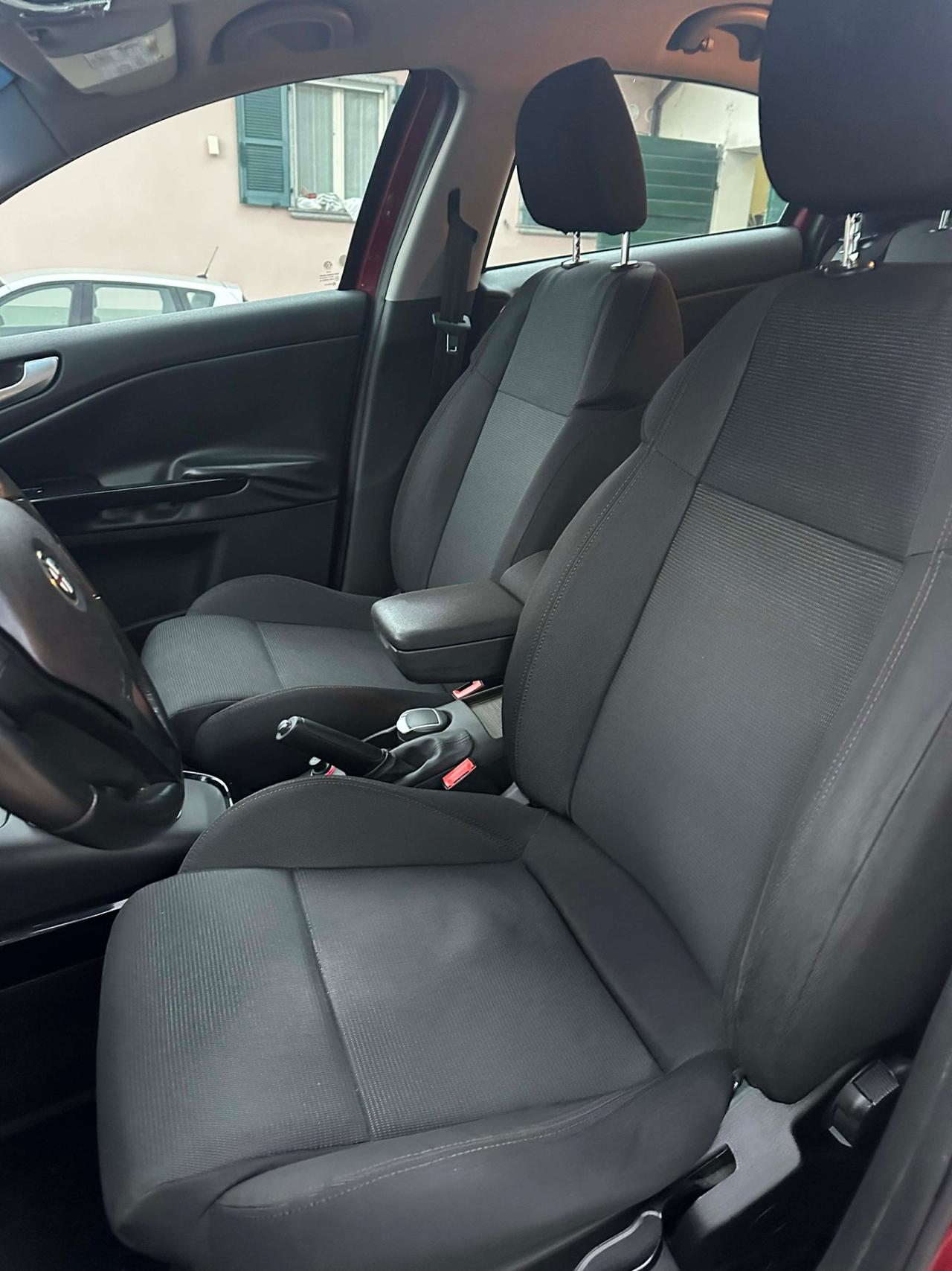 Alfa Romeo GIULIETTA 2.0 JTDm-2 140 CV DISTINCTIVE KMCERT