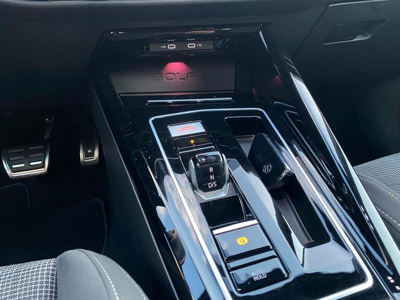 Volkswagen Golf 2.0 VIII TDI DSG GTD