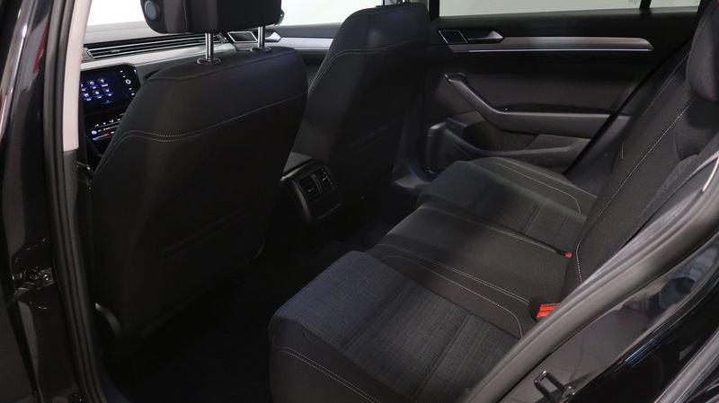 Volkswagen Passat Variant 2.0 TDI SCR 122 CV EVO DSG Business
