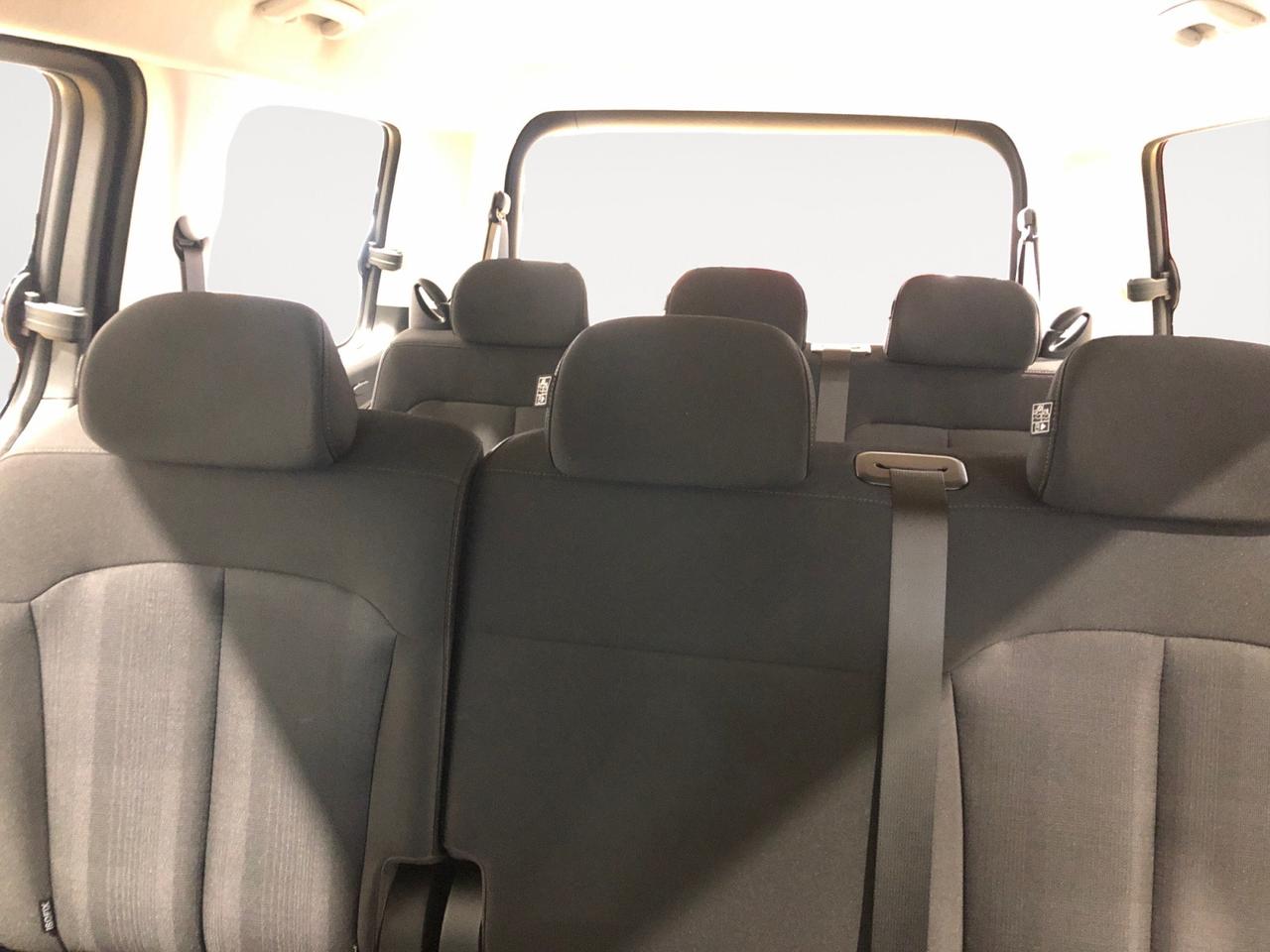 HYUNDAI STARIA HEV 1.6T 9 POSTI WAGON AT 2WD