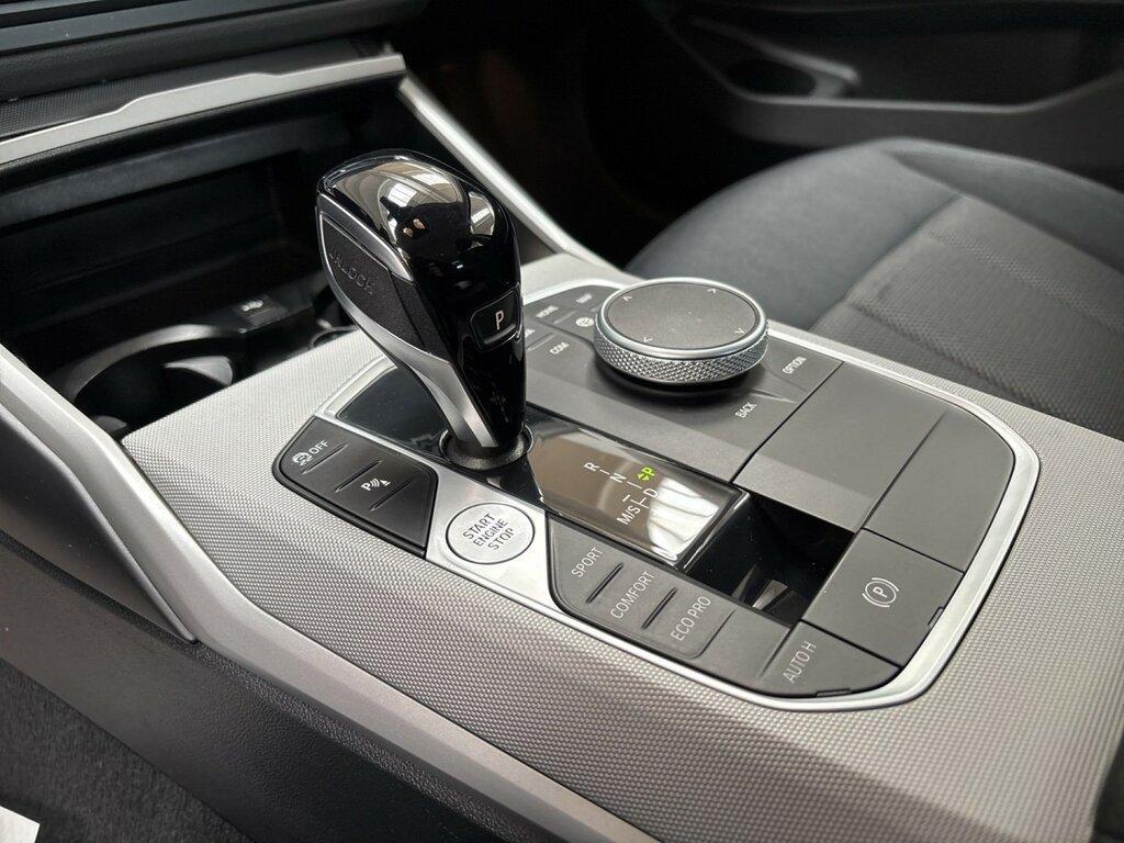 BMW Serie 3 Berlina 318 d Mild Hybrid 48V Business Advantage Steptronic