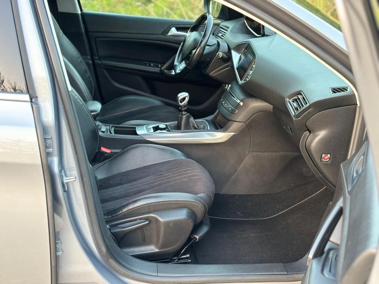 Peugeot 308 BlueHDi 120 S&S SW Business
