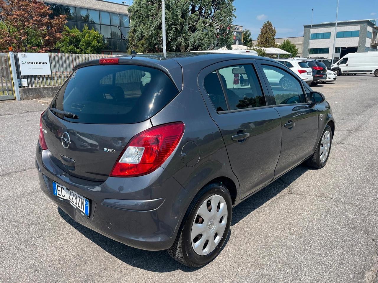 Opel Corsa 1.2 80CV 5 porte GPL-TECH **NEOPATENTATI**