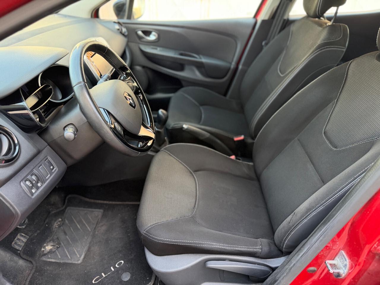 Renault Clio dCi 8V 75 CV Start&Stop 5 porte Energy Duel