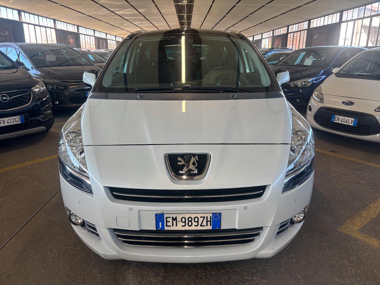 Peugeot 5008 2.0 HDi 110KW 150CV Allure 7 POSTI