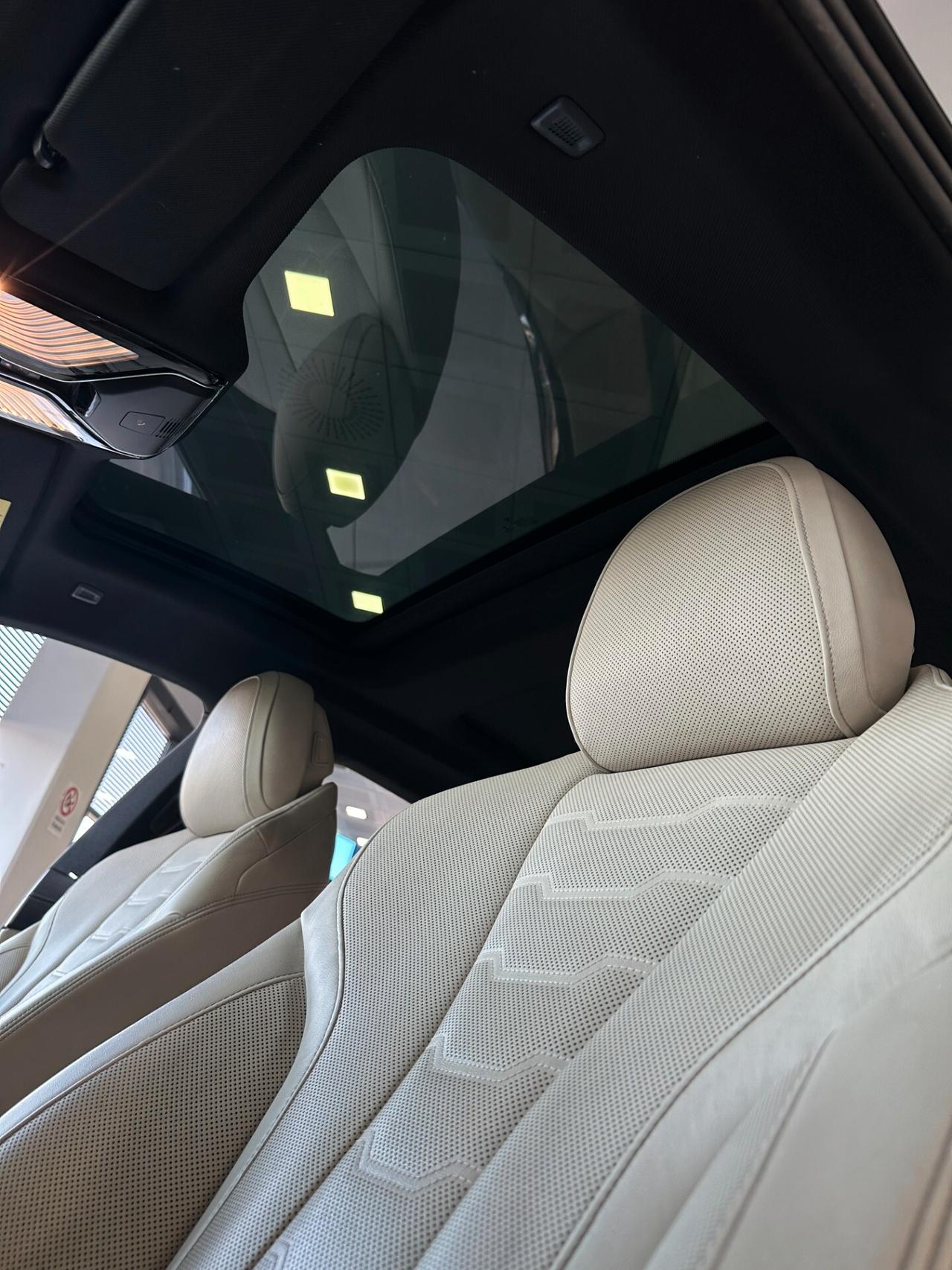 BMW M850 GranCoupè CarbonCore ScaricoAkrapovic Certificata BMW