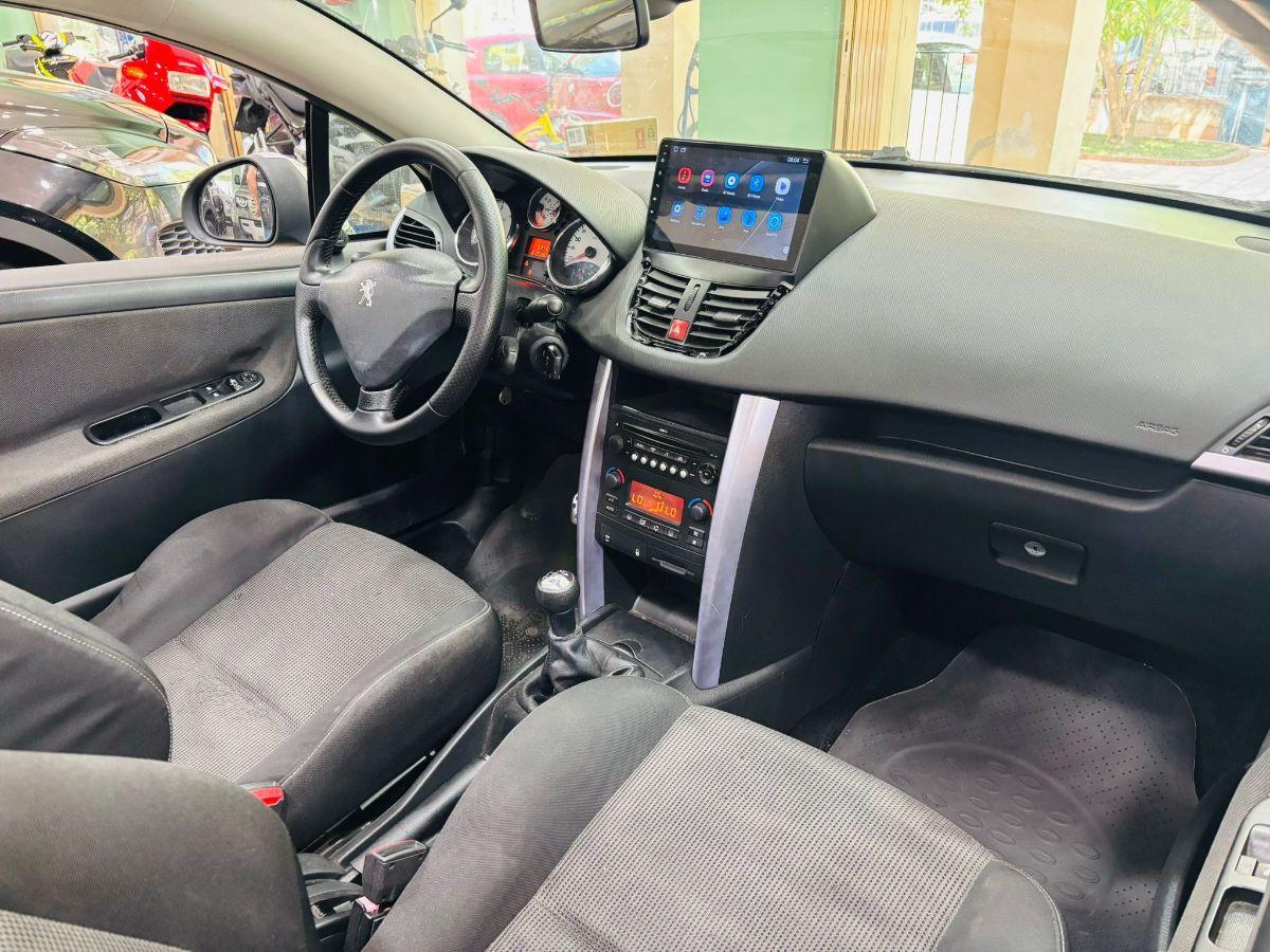 Peugeot 207CC 1.6 HDi 110CV Cabrio Coupè Féline Navi