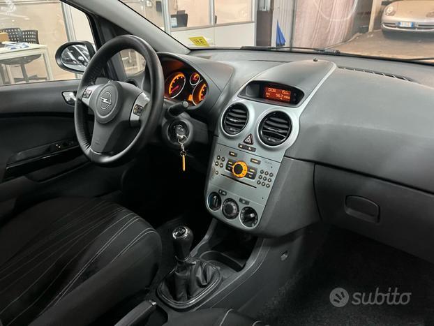 Opel Corsa 1.2 clima e servosterzo, 5 porte