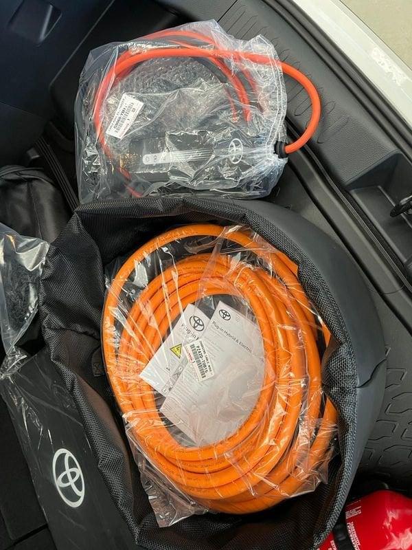 Toyota C-HR C-HR 2.0 PHEV Trend - PROMO SIRONIAUTO+