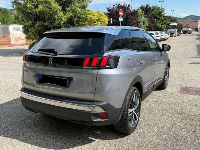 PEUGEOT 3008 BlueHDi 130 S&S EAT8 Allure