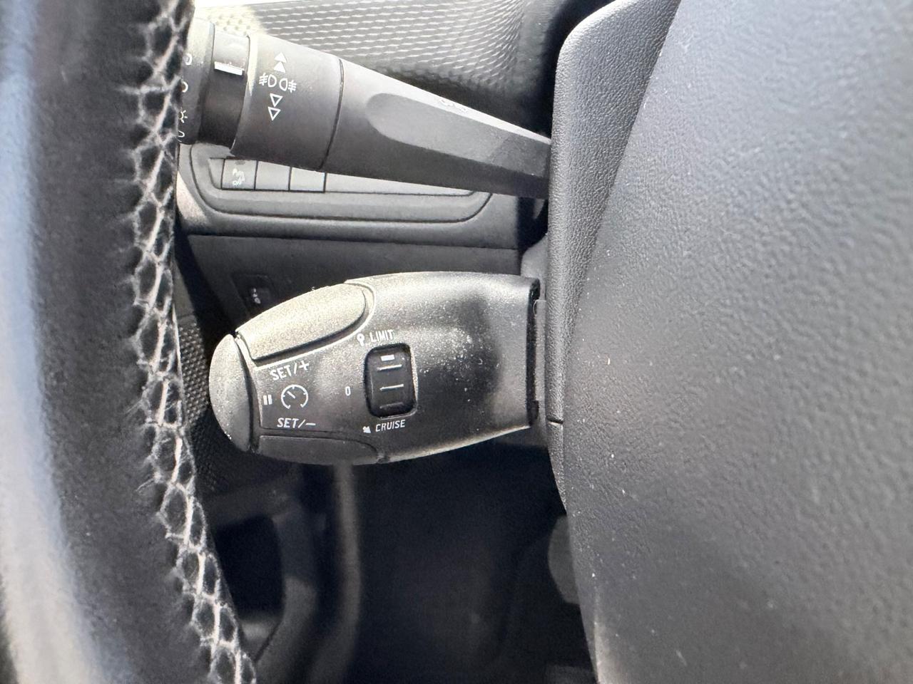 Peugeot 2008 - 2016 BlueHDi 100 Allure